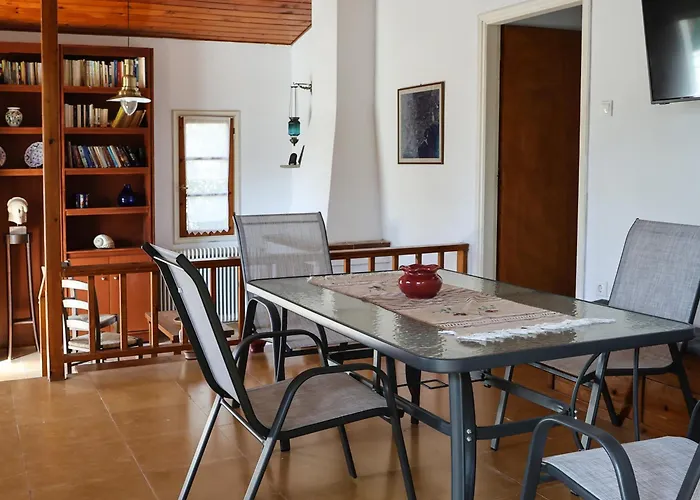 Belle Epoque - Holiday Home